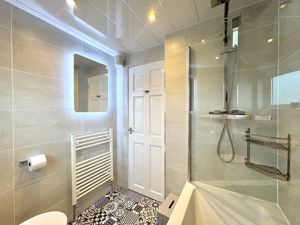 Photo 17- click for photo gallery